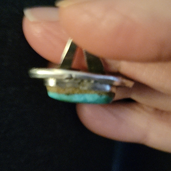 Vintage Navajo Turquoise Silver Ring - Picture 3 of 8